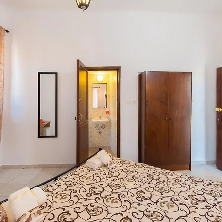 Daire Knights Of Old Town