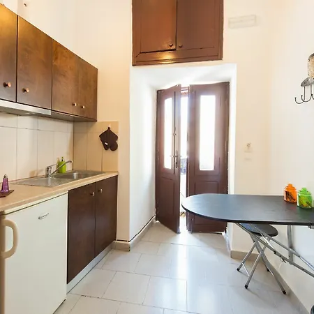 Knights Of Old Town Apartment